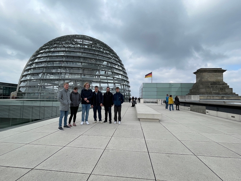 6 Reichstagskuppel output